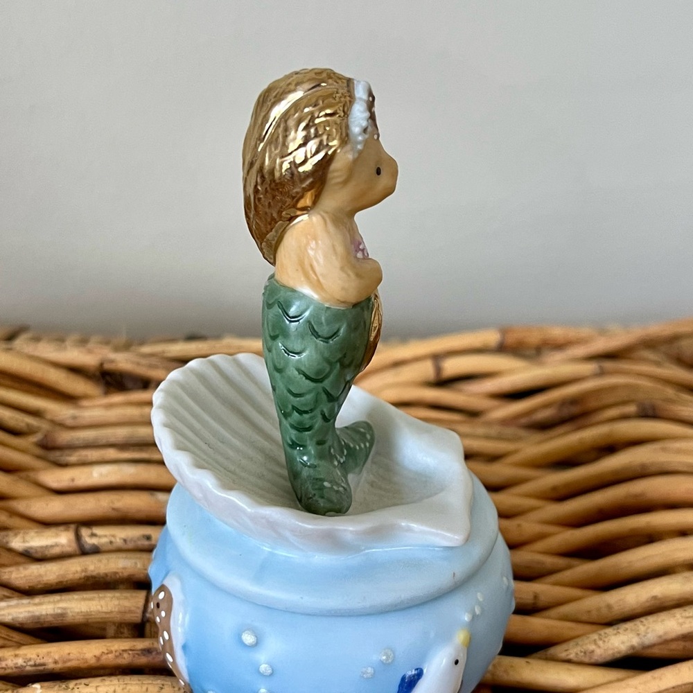Muffy Vanderbear Club Trinket Box - Picture 2 of 6